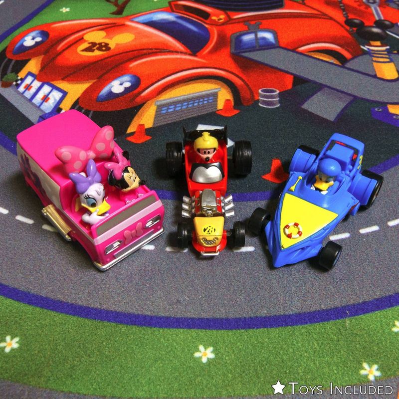 Mickey & Minnie 40"x54" Game Rug