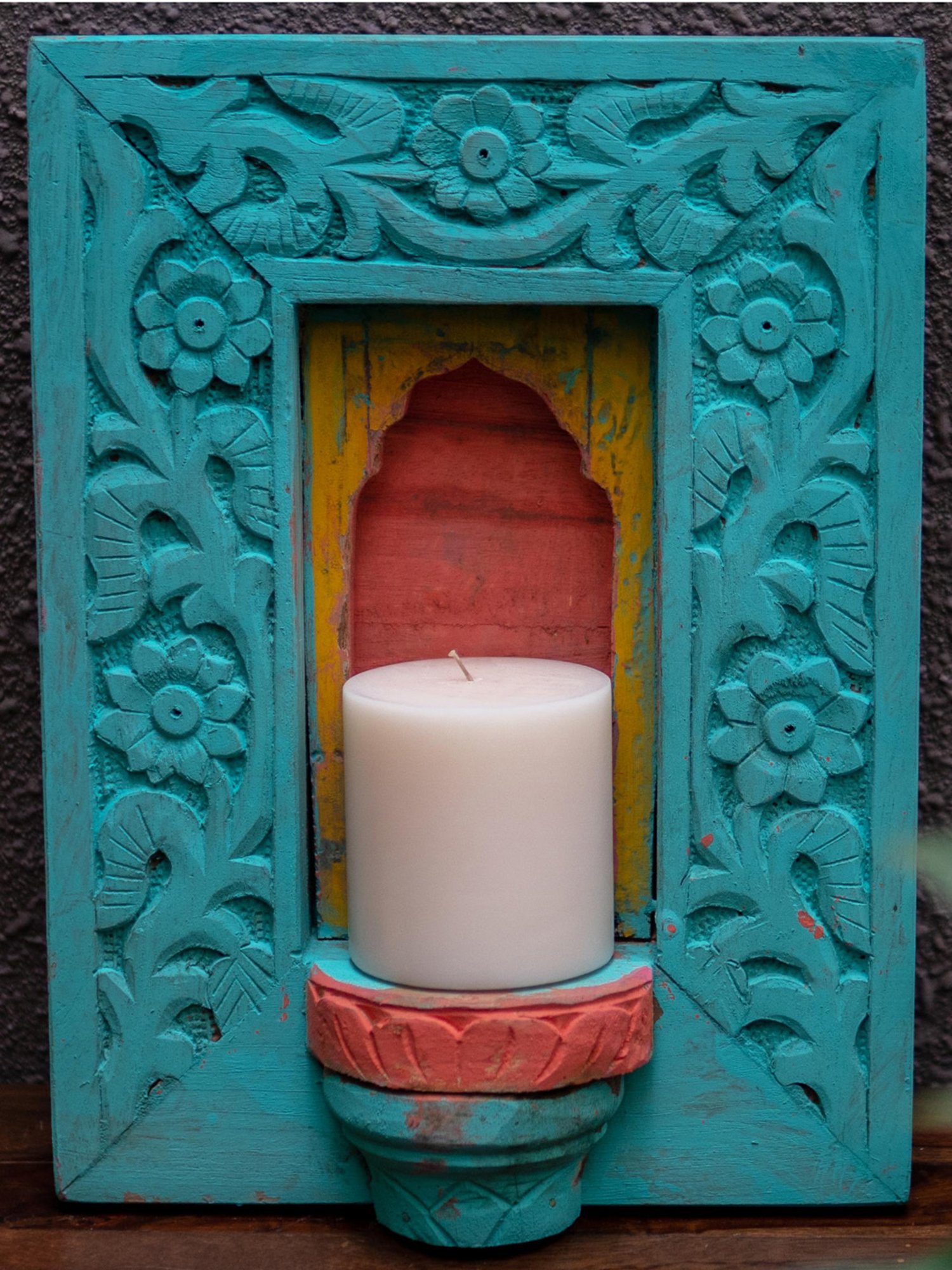 Ambi Wooden Medium Jharoka With Candle Space In Cyan
