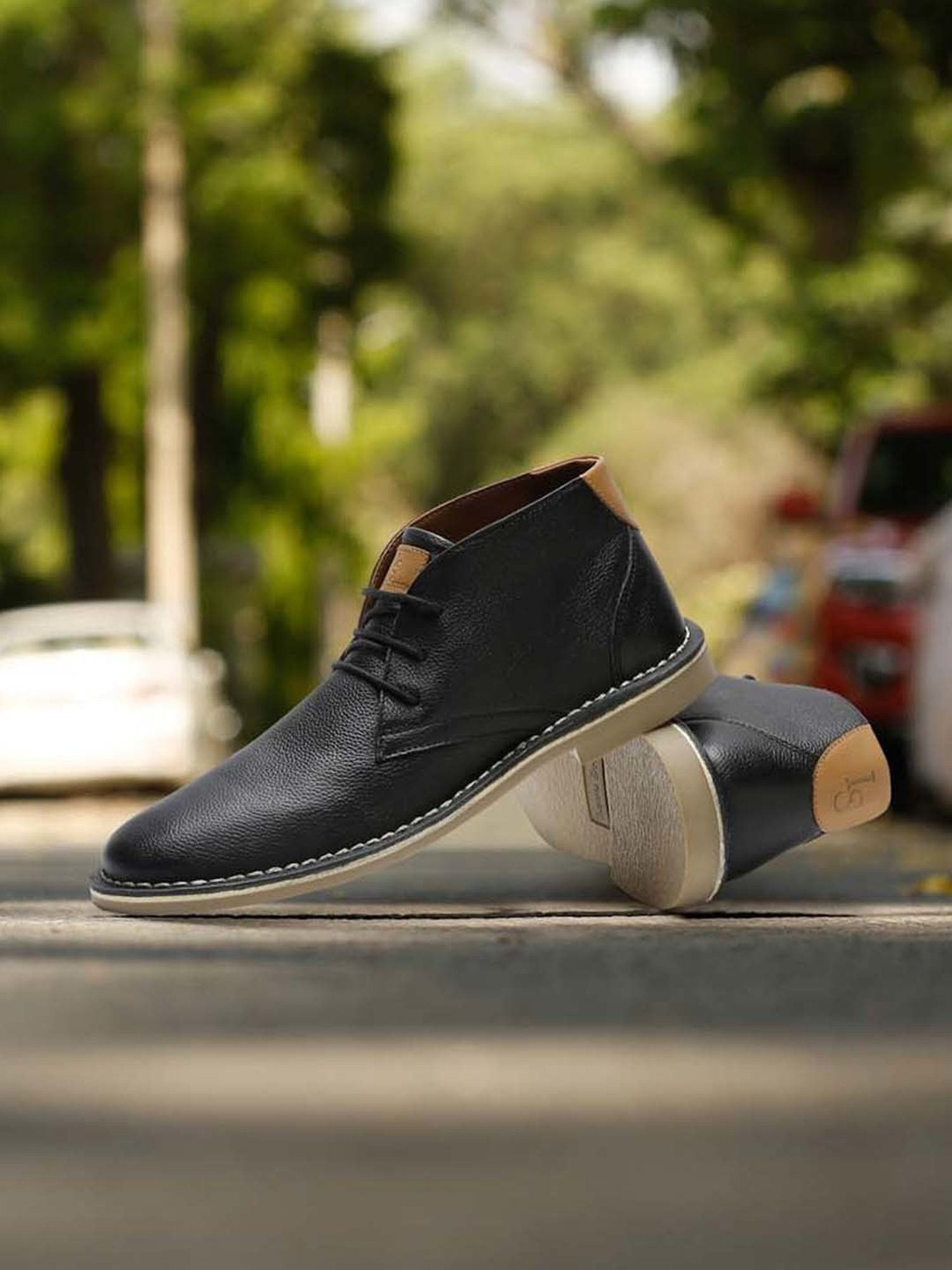 Louis Stitch Men's Obsidian Black Chukka Boots