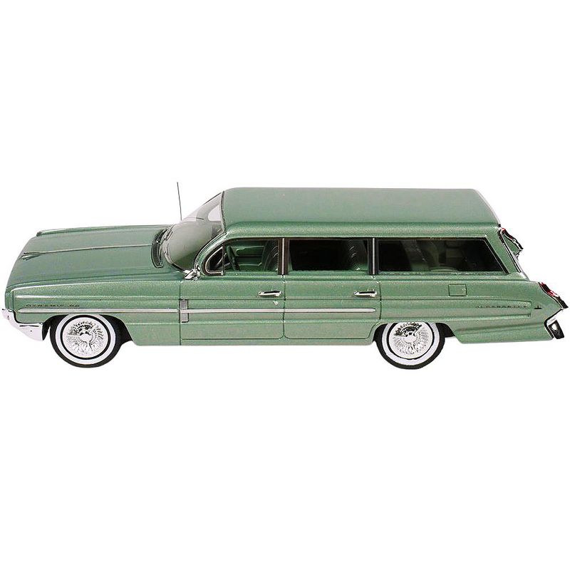 1962 Oldsmobile Dynamic Fiesta Wagon Willow Green Metallic Limited Edition to 225 pieces 1/43 Model Car by Goldvarg Collection