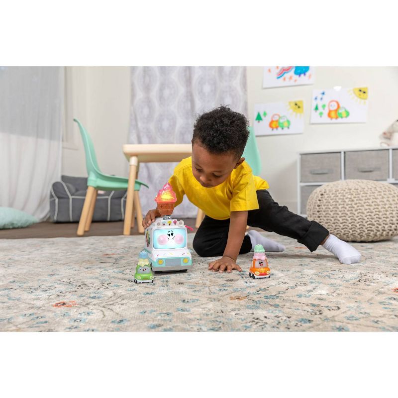 VTech Go! Go! Cory Carson Two Scoops Eileen Ice Cream Truck