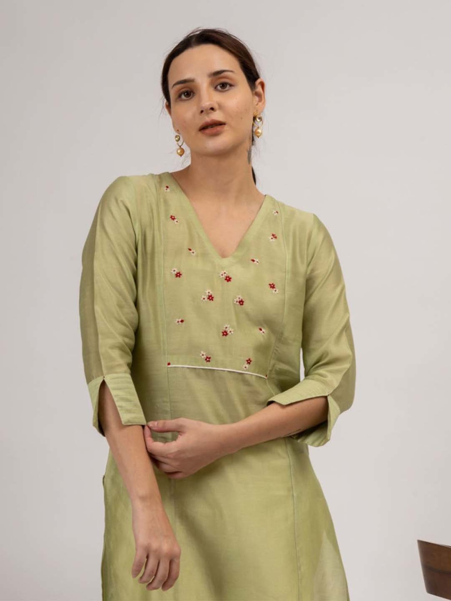 Mushio Green Fiora Hand Embroidered Chanderi Silk Front Panel Kurta With Slip