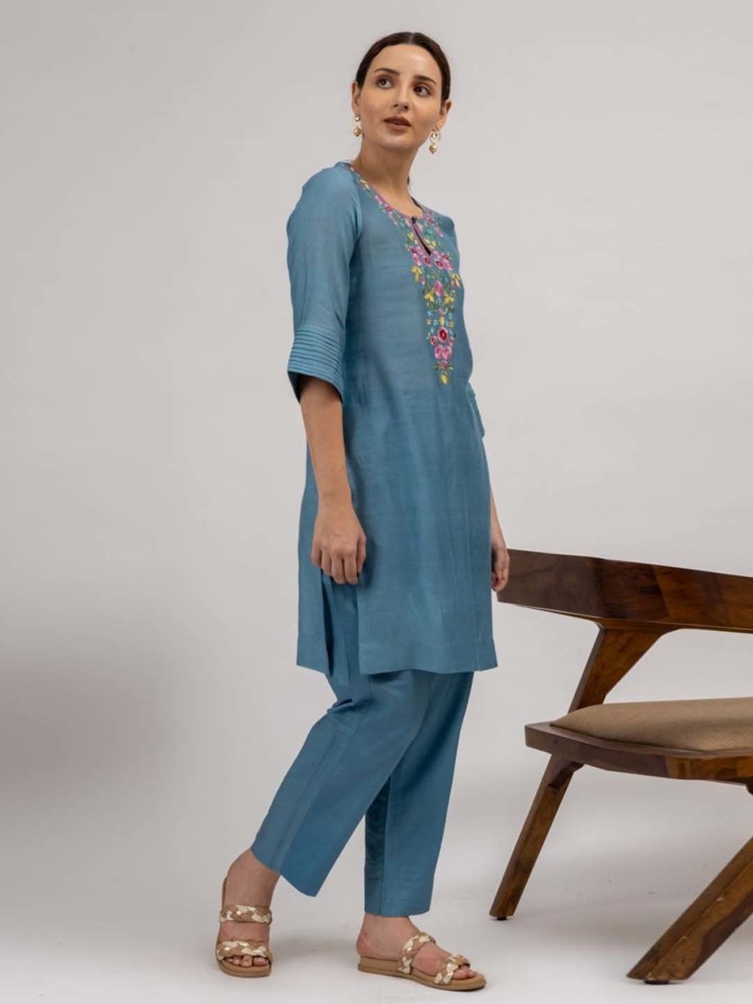 Mushio Blue & Grey Floral Hand Woven Maheshwari Silk Kurta With Slip With Cotton Silk Pants