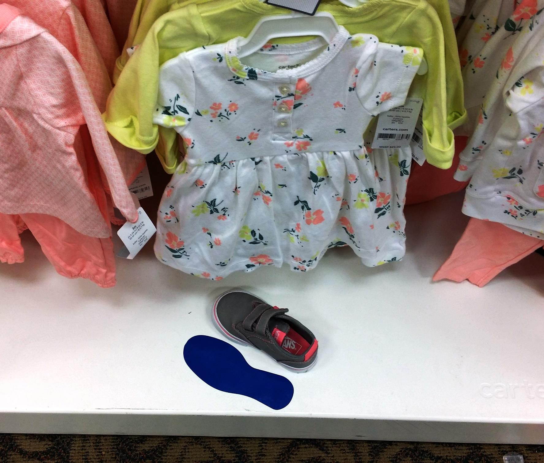 LiteMark Large Size Metallic Gold Footprint Decals - Pack of 8 (4 Pairs)