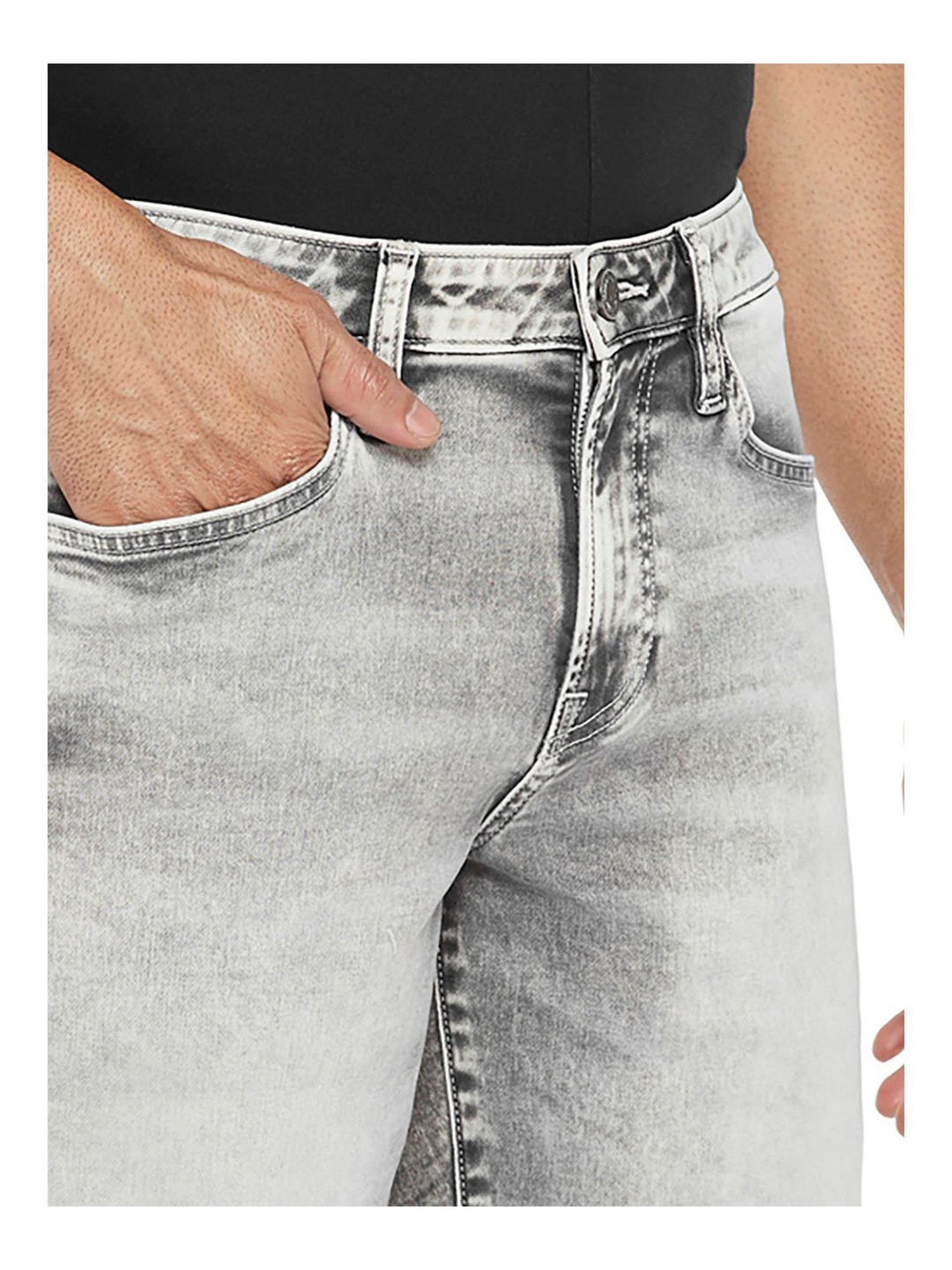 EVERBLUE Black Midrise Shorts