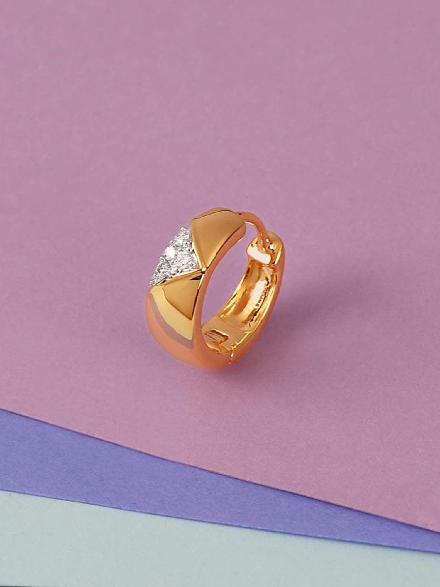 Candere by Kalyan Jewellers Peacock Collection 18k Yellow Gold Diamond Huggies Earrings for Men