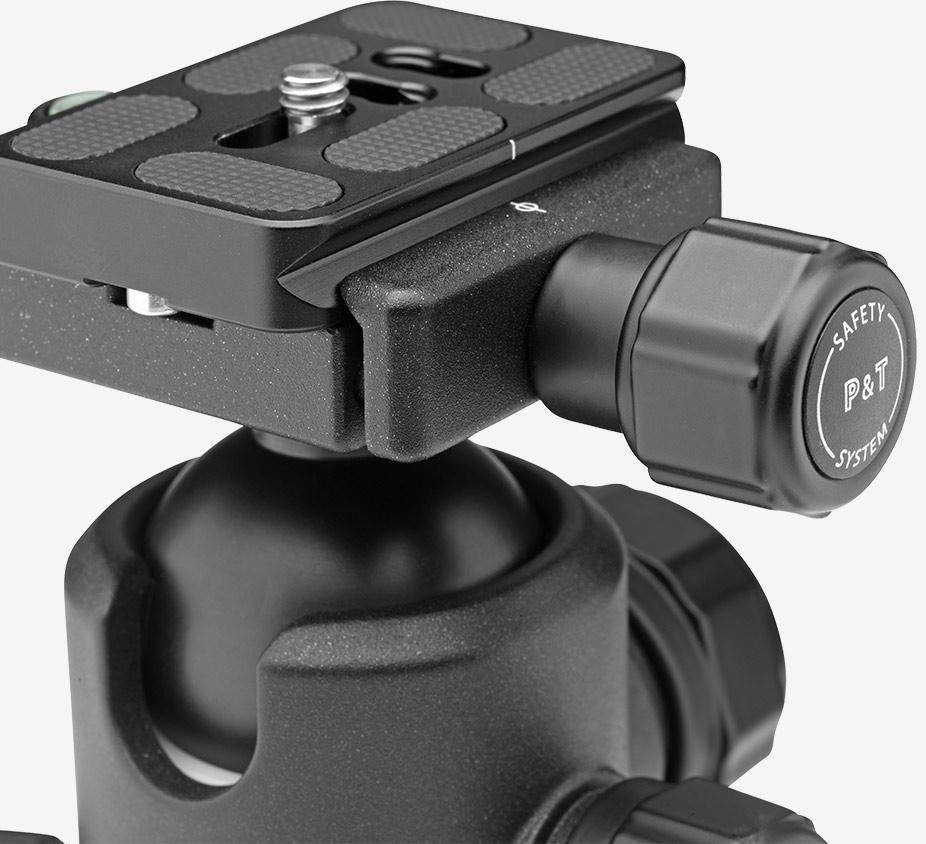 Benro IB2 Triple Action Ballhead with PU60 Plate