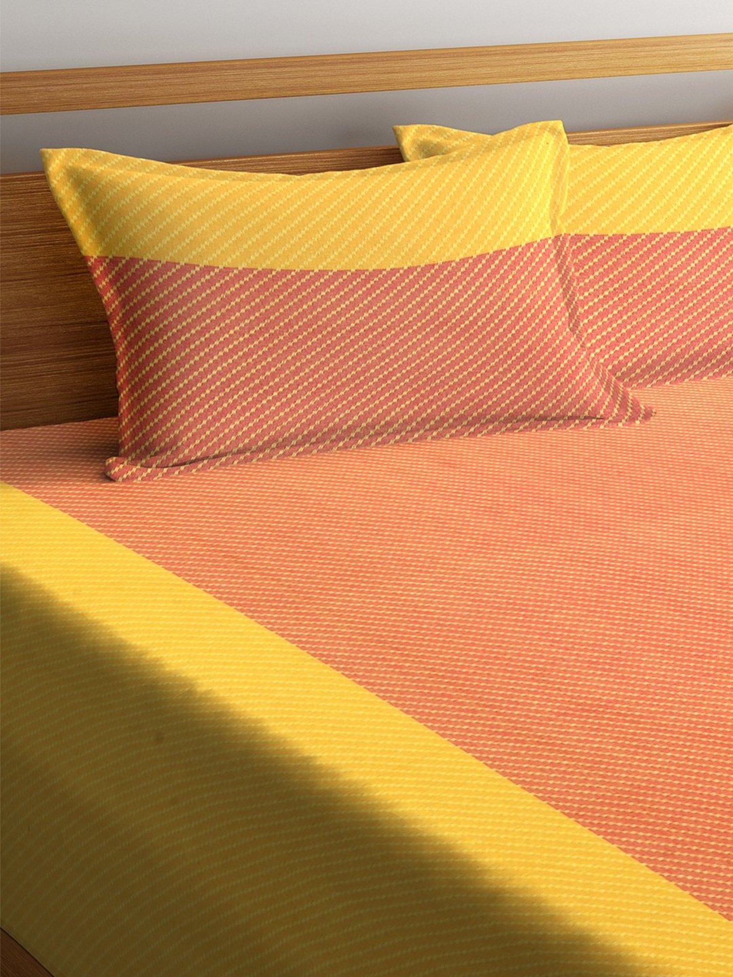 DDECOR Live beautiful Geometric Insignia Dove 210 TC Cotton Comforters - Set of 3