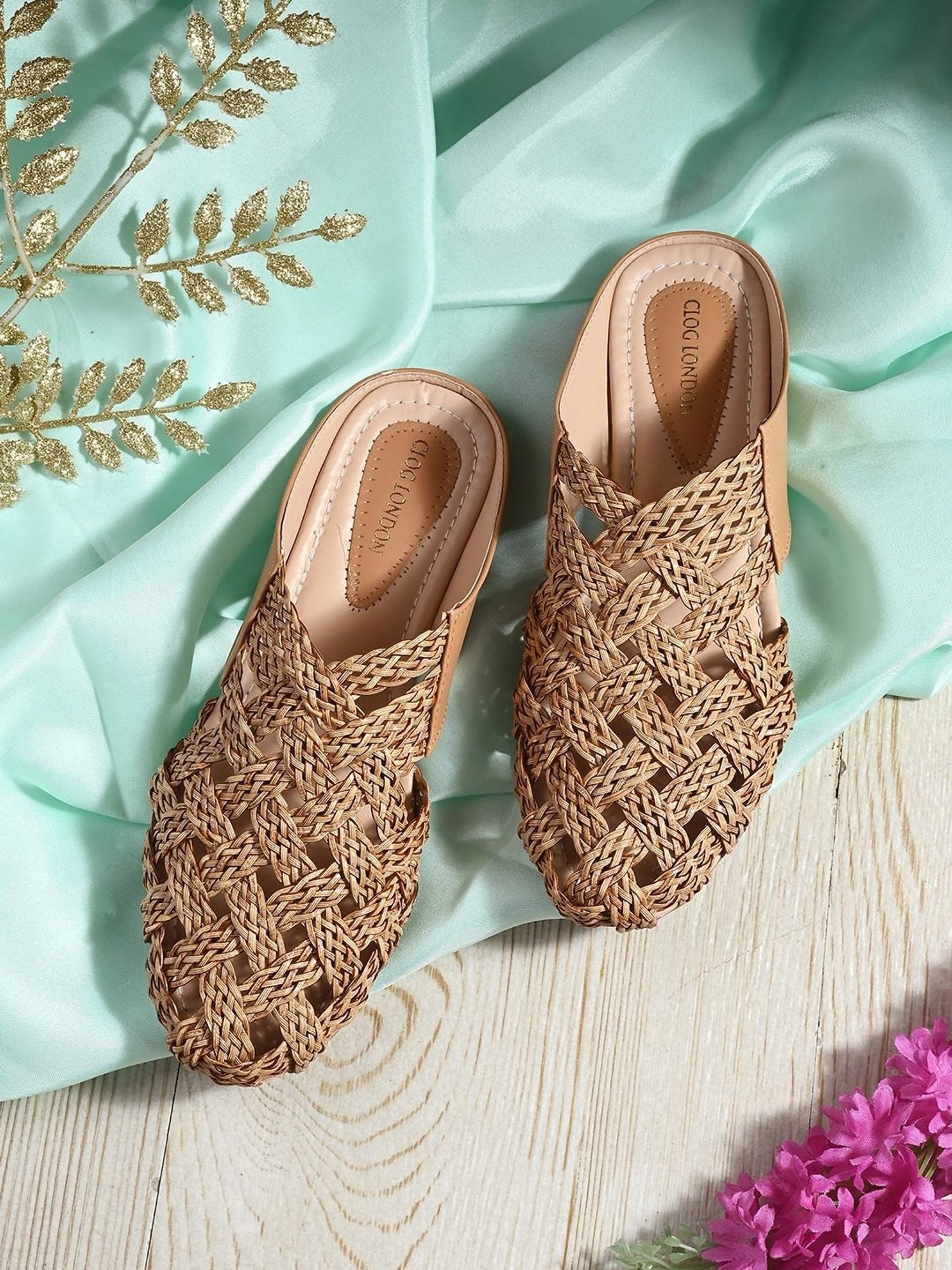 Clog London Women's Beige Mule Shoes