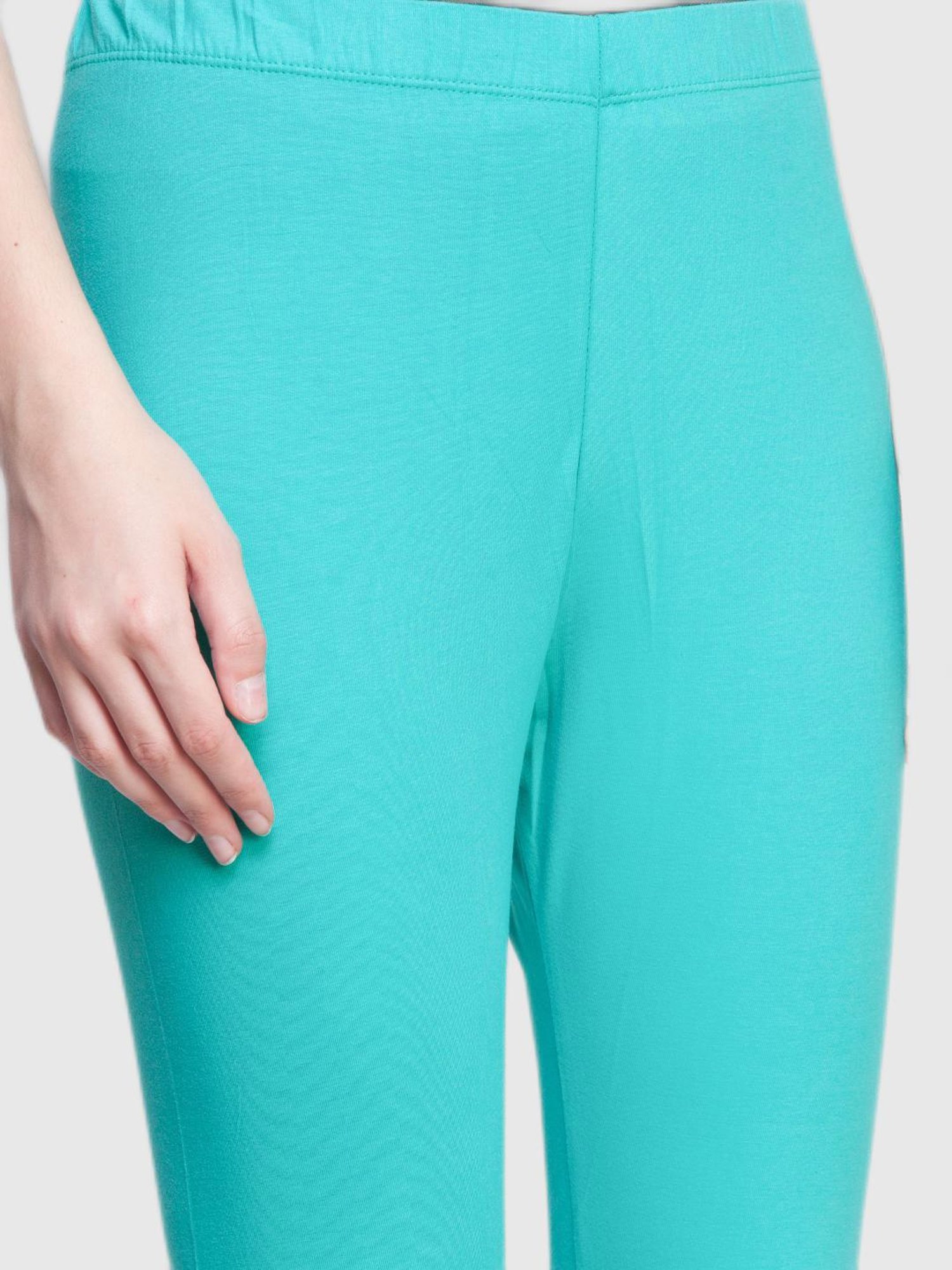 Dollar Missy Turquoise Skinny Fit Capris