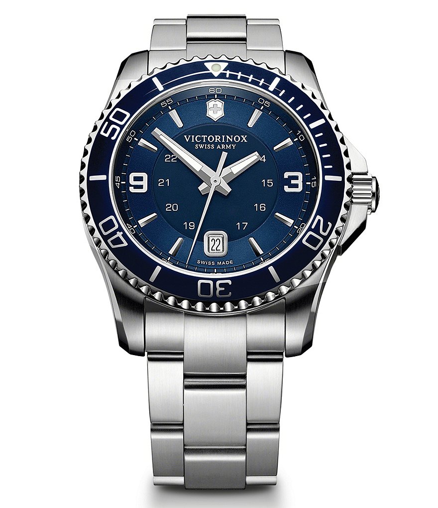 Victorinox Swiss Army Maverick Luminous Analog Stainless Steel Bracelet Watch