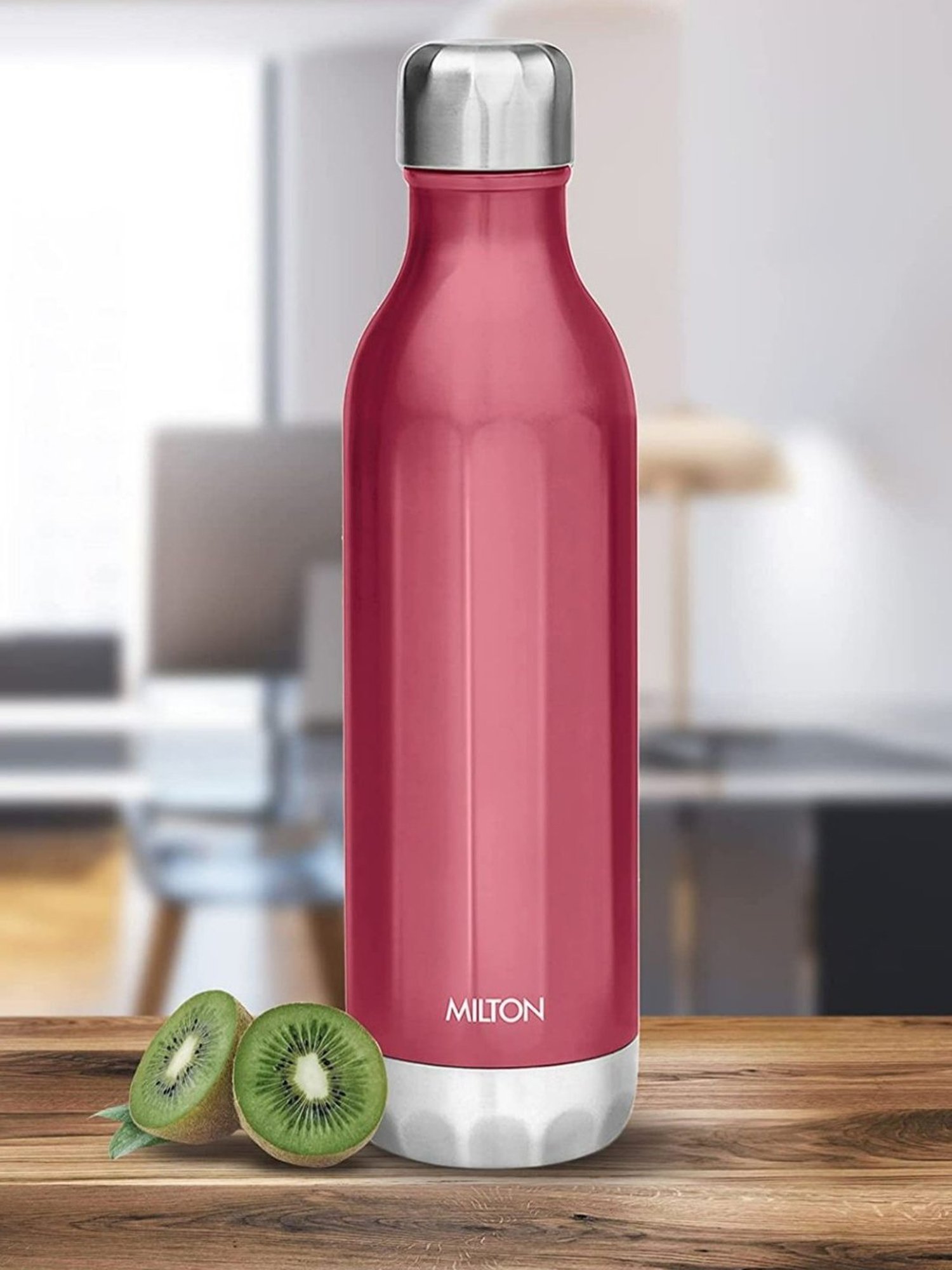 Milton BLISS 900 Thermosteel Vacuum Insulated Hot & Cold Water Bottle, 0.79 L , Red