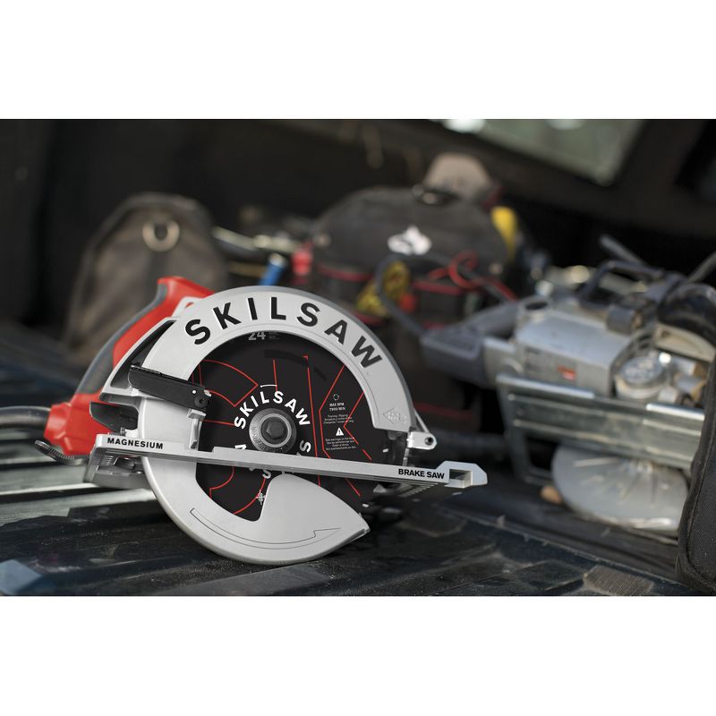 SKILSAW SPT67WMB-01-RT 7-1/4 In. Magnesium SIDEWINDER Circular Saw with Brake (SKILSAW Blade)