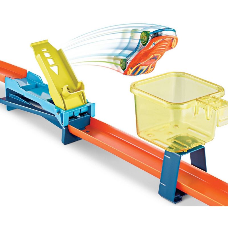 Hot Wheels Track Builder Unlimited Infinity Loop Kit