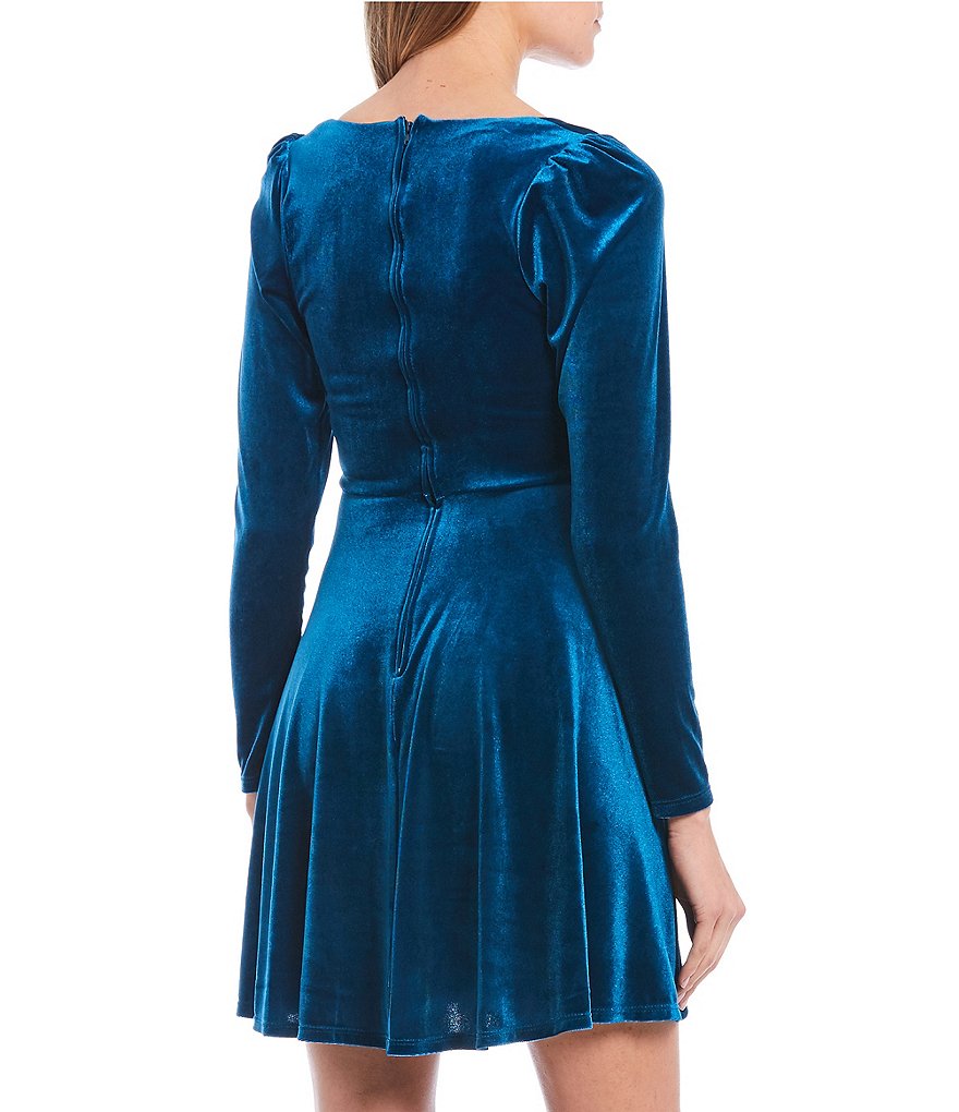 Jump Sleeveless Cowlneck Sheath Satin Dress