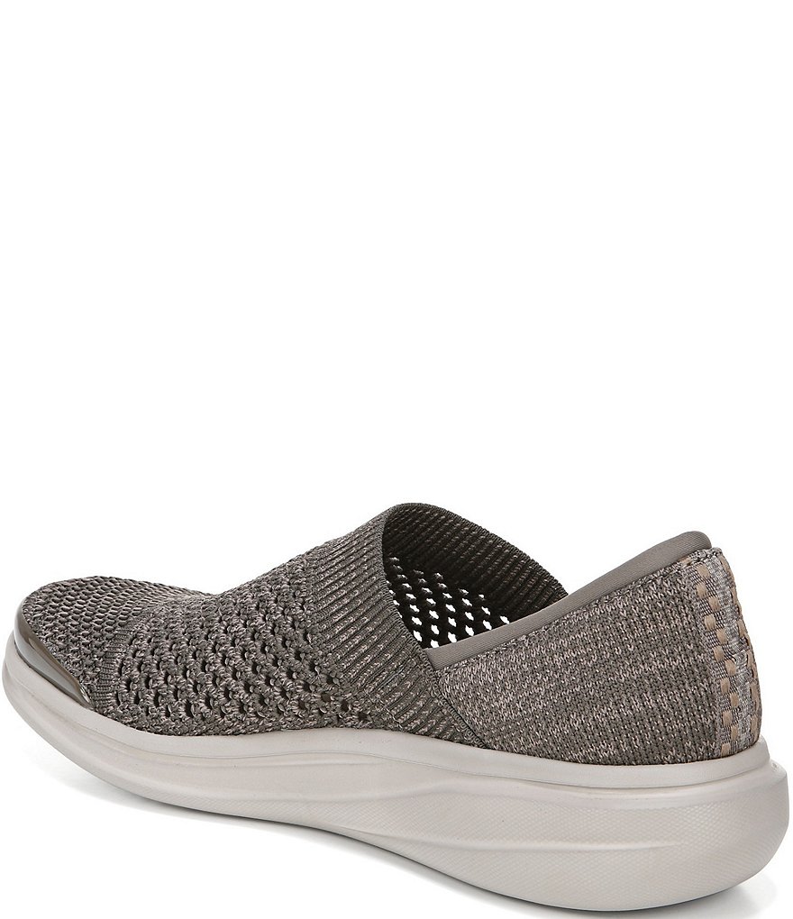 Trotters Kiera Suede Kitten Heel Pumps