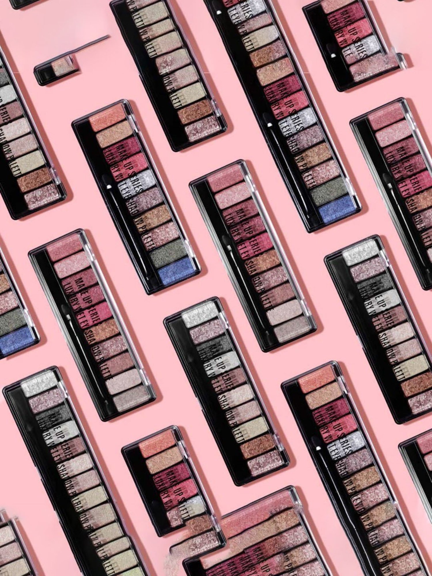 Matt Look Makeup Series Luxury Wet Eyeshadow Palette 03 - 8 gm