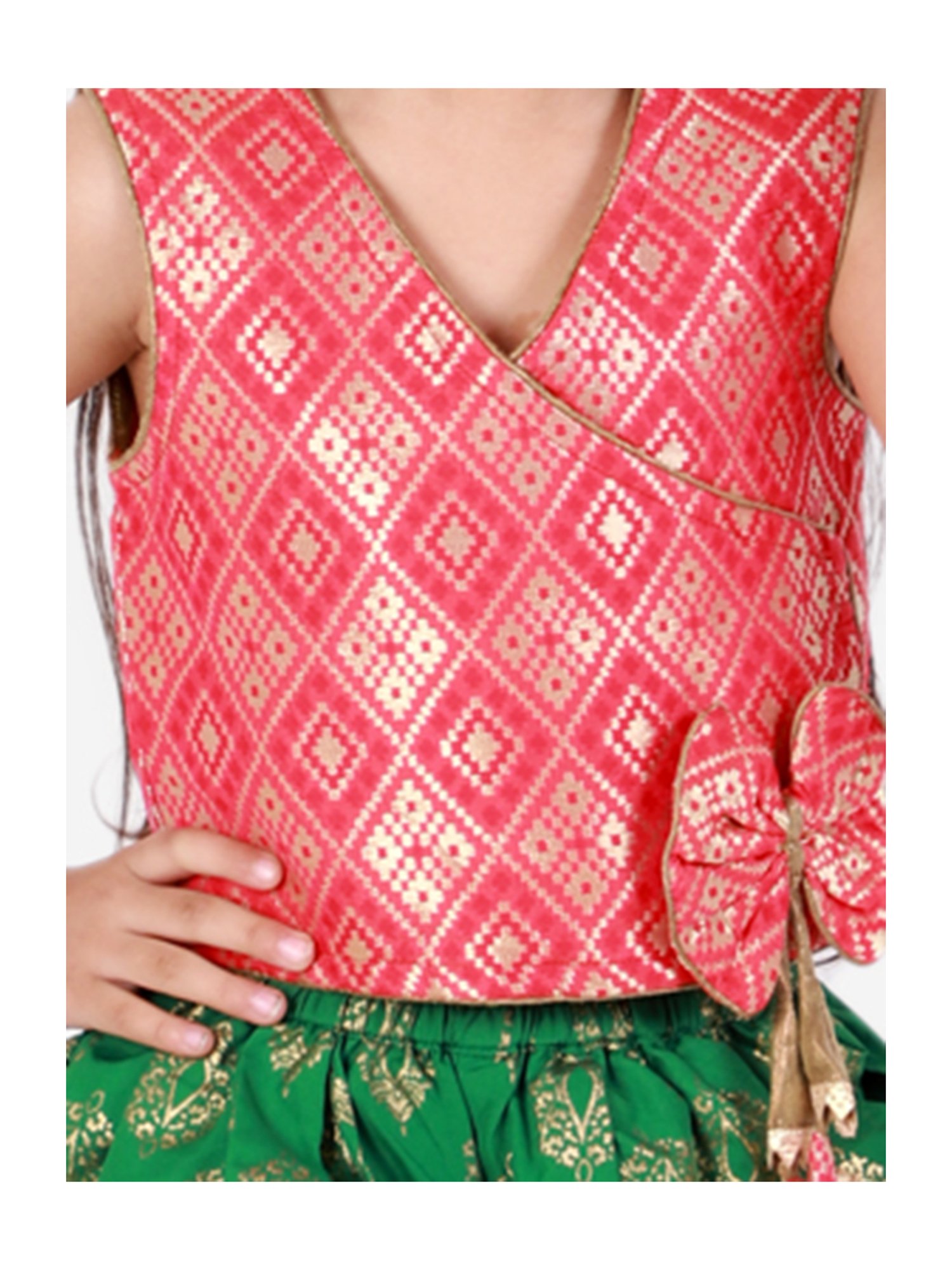 TWISHA Kids Red & Green Printed Top with Dhoti