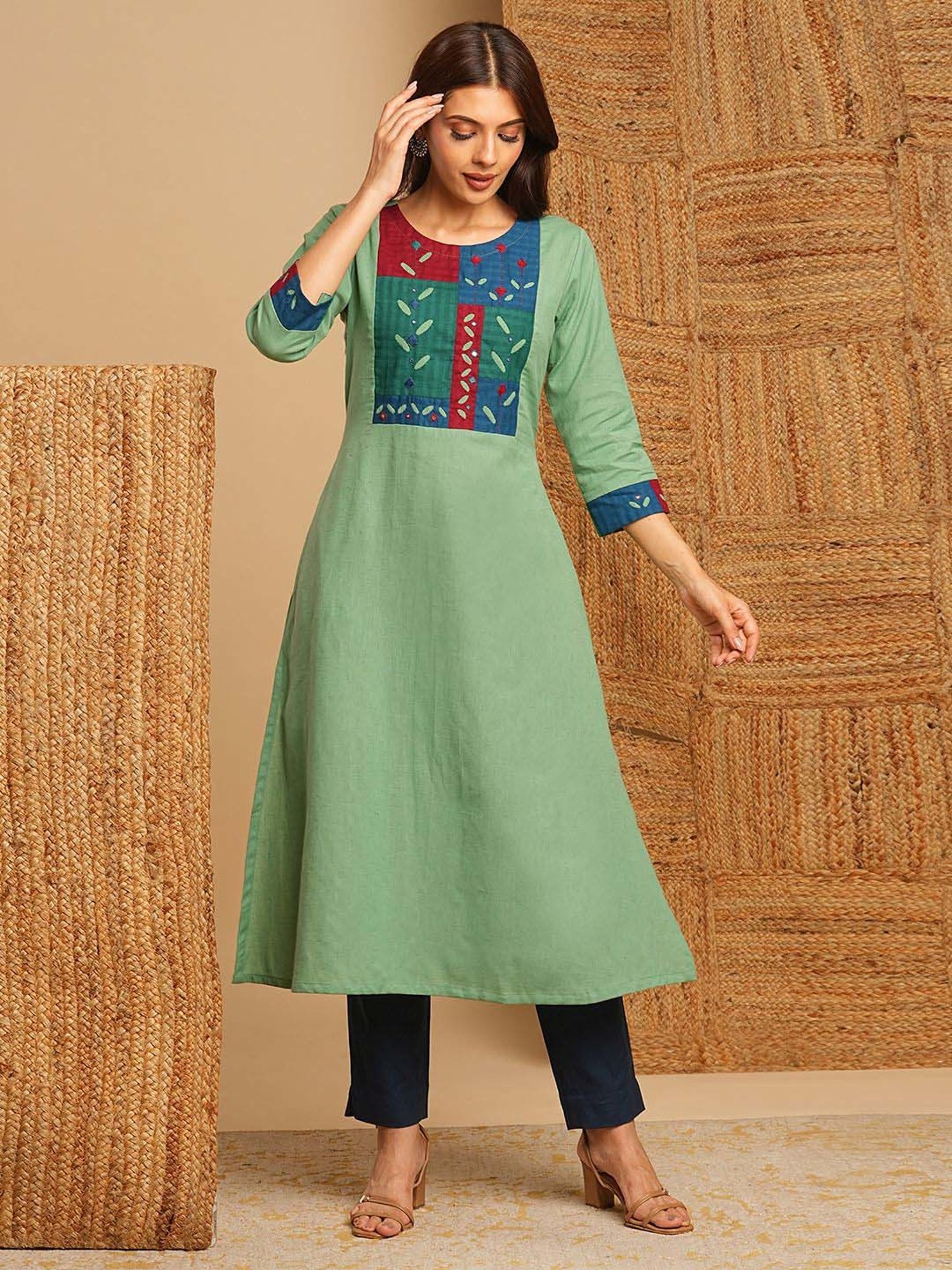Kami Kubi Green Cotton Embroidered A Line Kurta