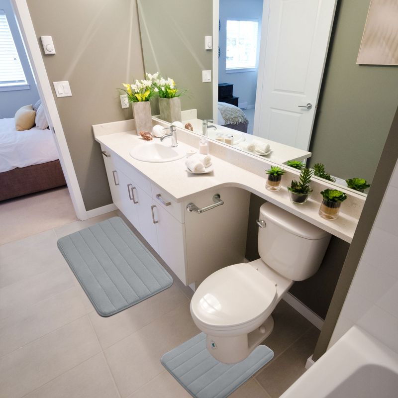 1'4"x2'4" Rectangle Indoor and Outdoor Polyurethane Floor Mat Black - PiccoCasa