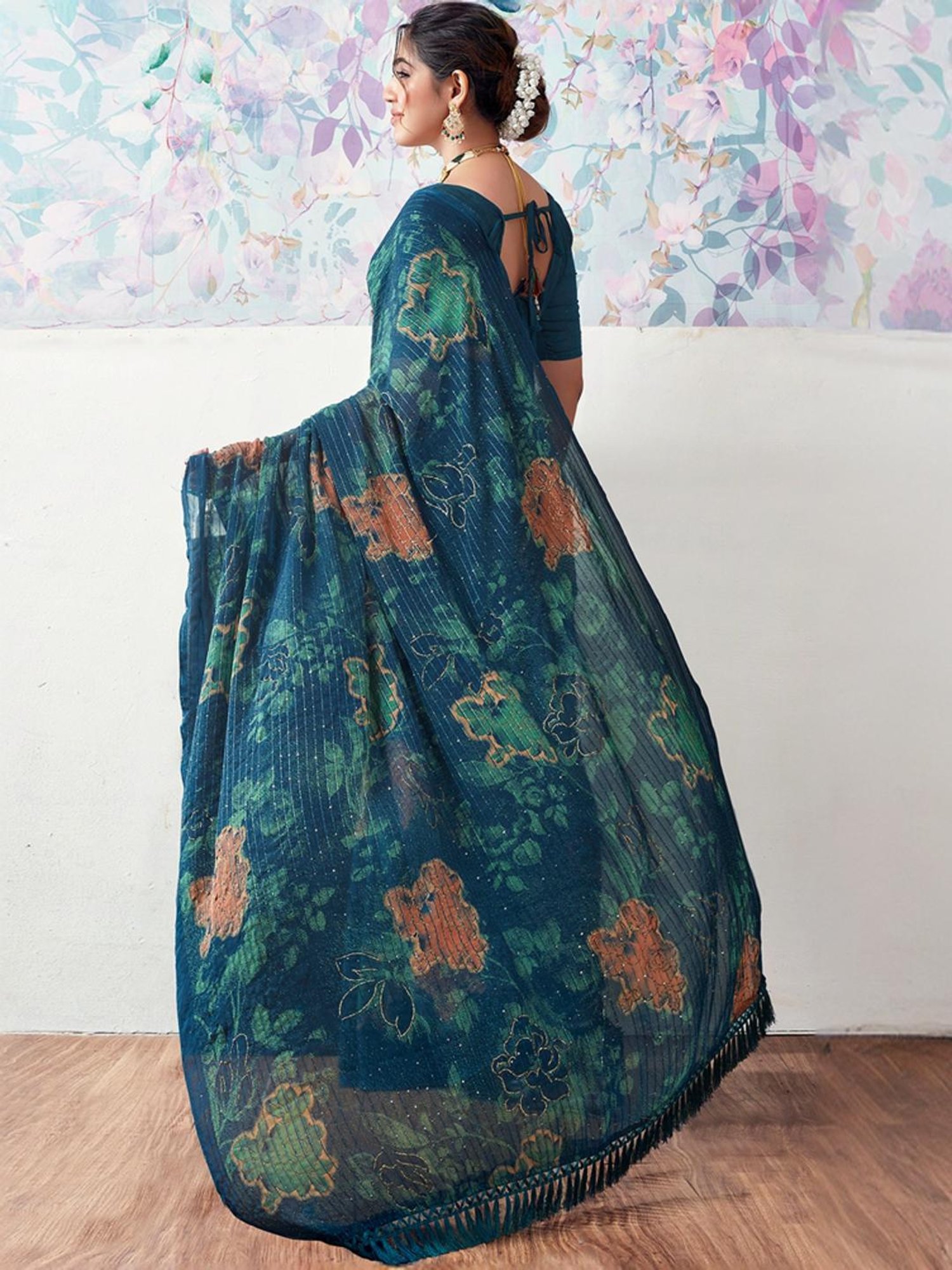 Satrani Blue Floral Print Saree With Unstitched Blouse