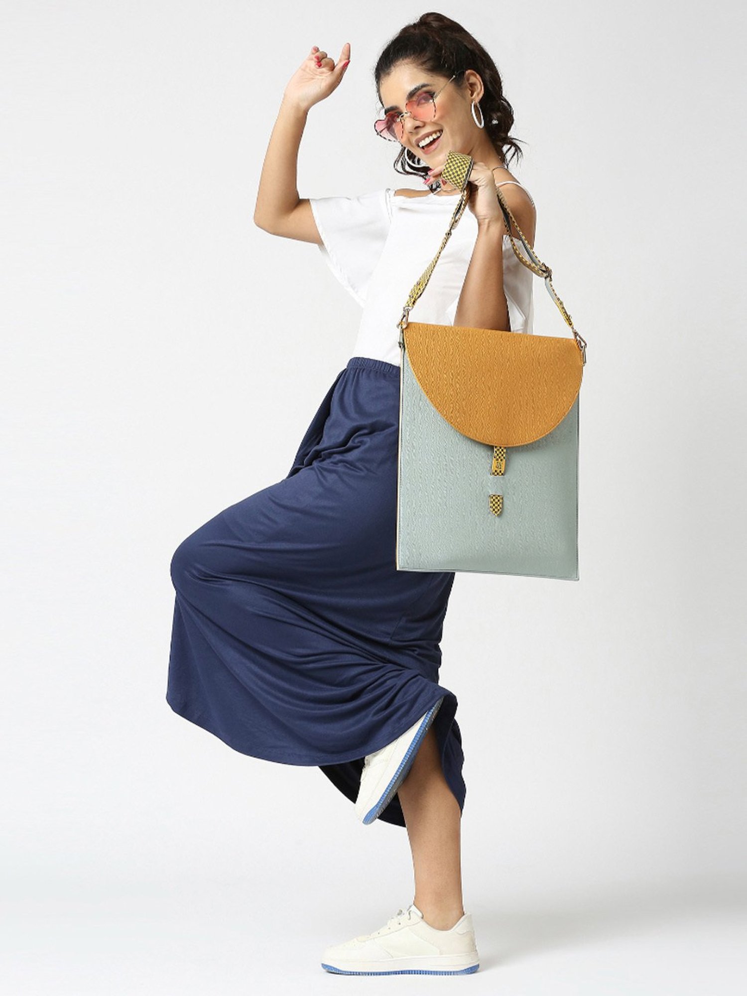 Eume Hibiscus Skyblue Leather Laptop Sleeve