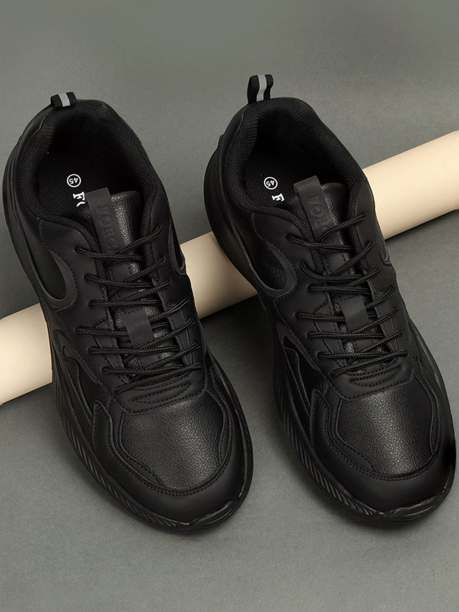 Forca by Lifestyle Men's Black Training Shoes