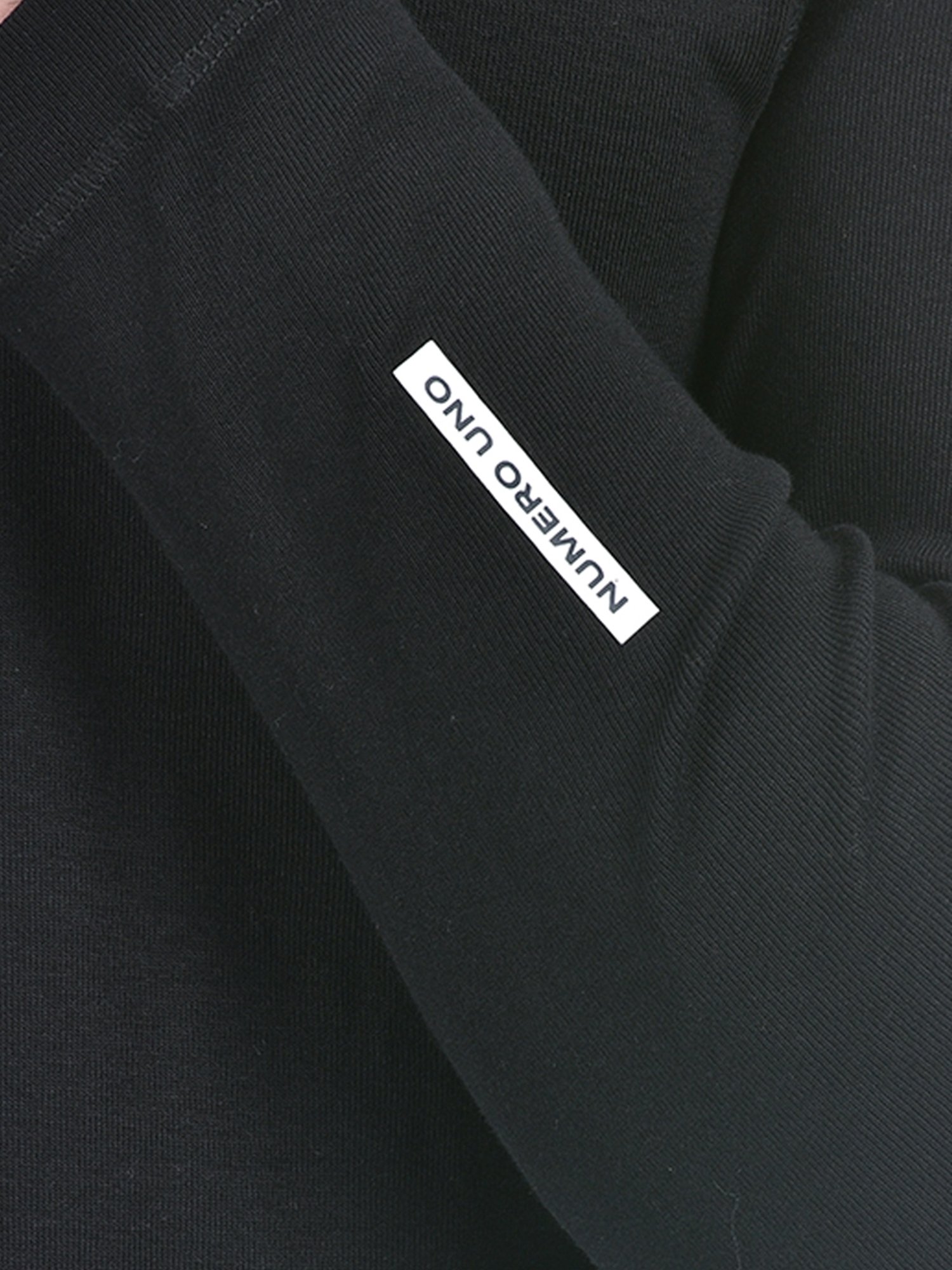 NUMERO UNO Black Slim Fit Solid Round Neck Brushed Fleece T-Shirt