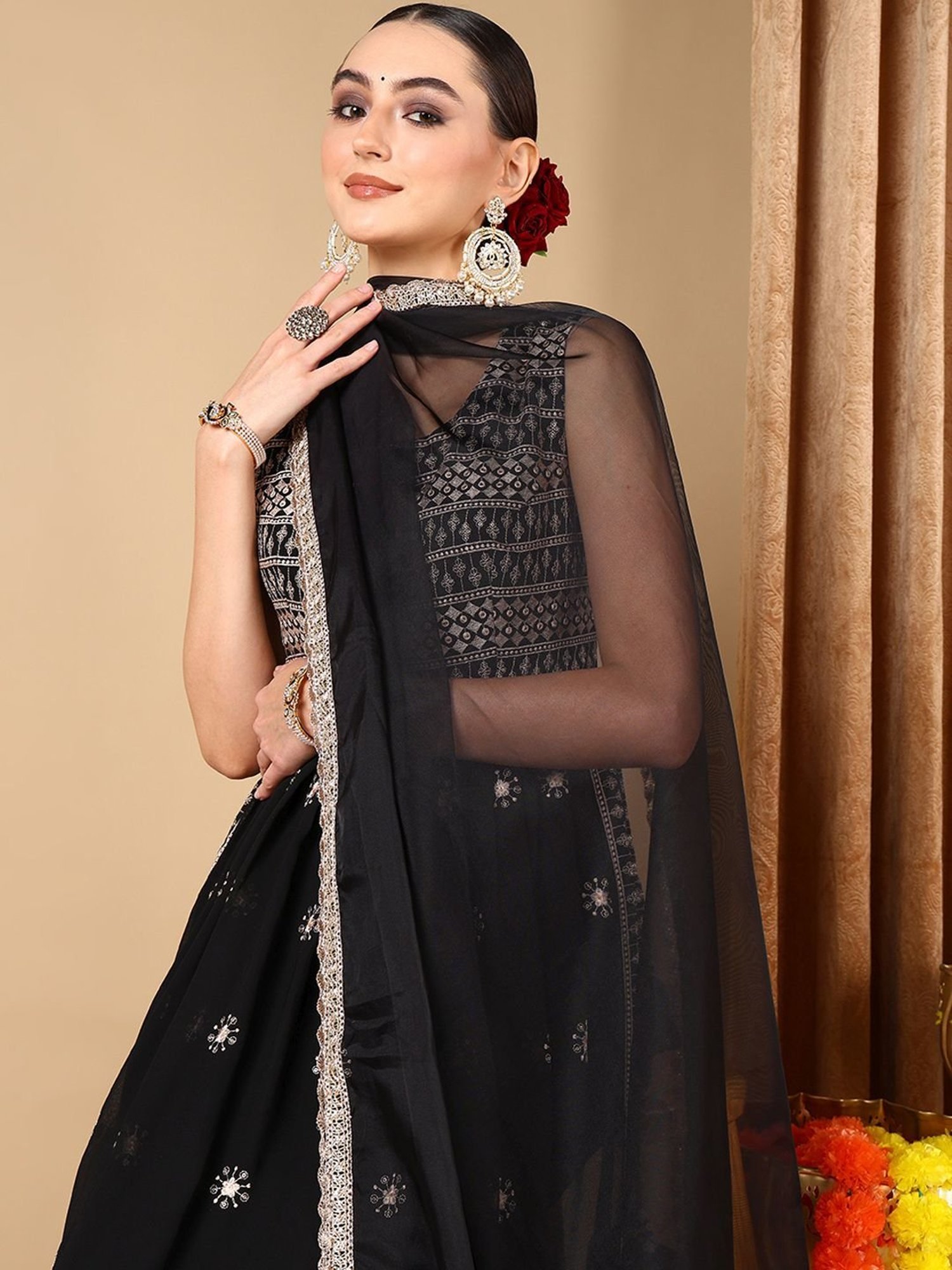 Vaamsi Black Embroidered Kurta Pant Set With Dupatta
