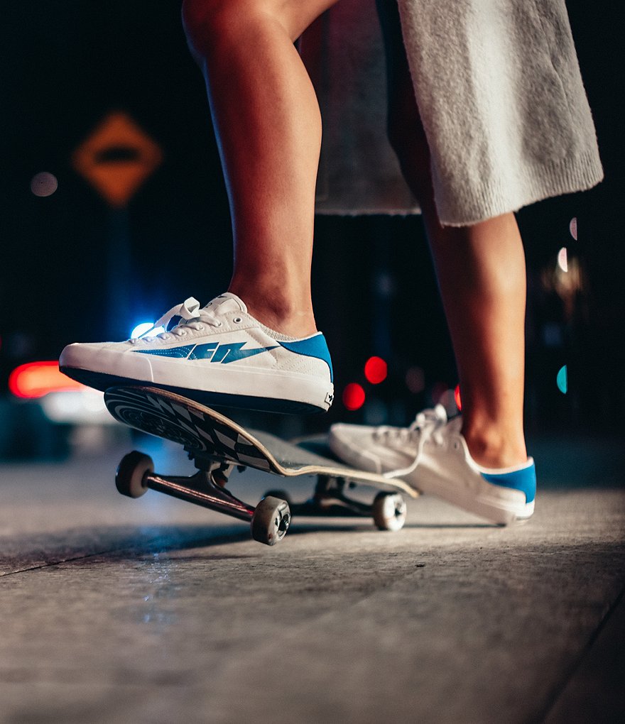 Creative Recreation Women's Zeus Lo Canvas Lace-Up Sneakers