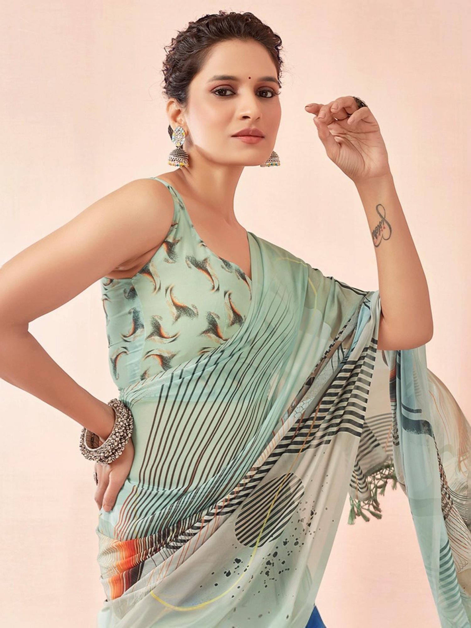 Satrani Green Printed Saree With Unstitched Blouse