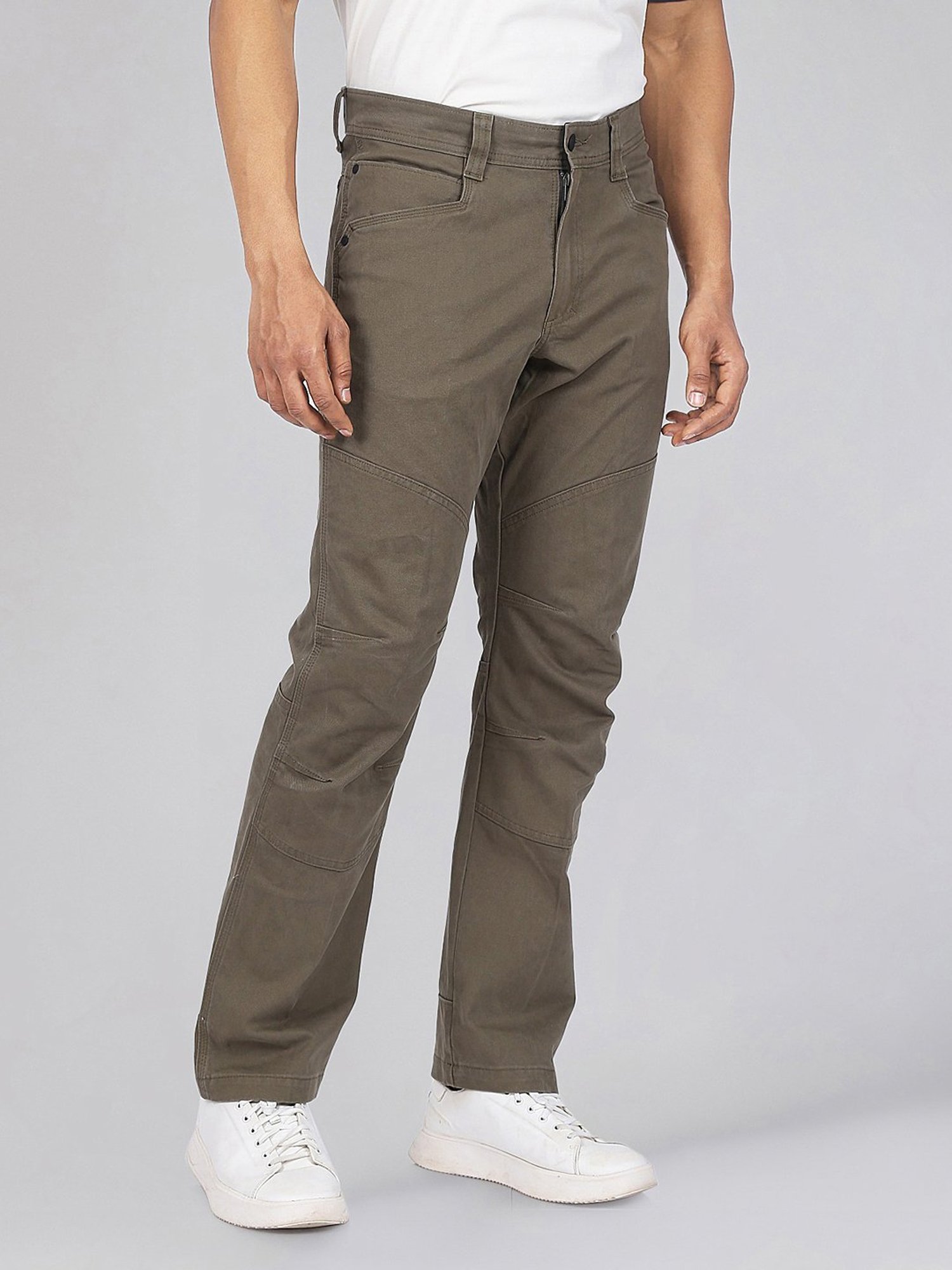 Wrangler Brown Straight Fit Solid Trousers