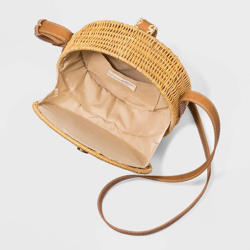 Straw Magnetic Closure Crossbody Bag - Universal Thread™ Natural