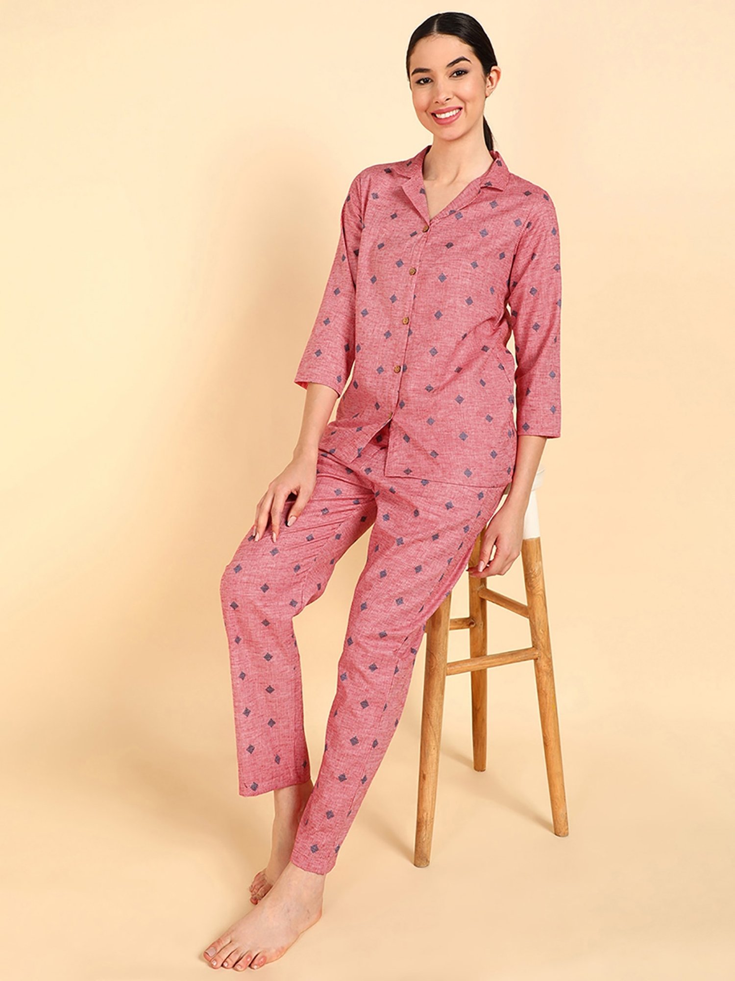 Vaamsi Pink Cotton Printed Night Suit
