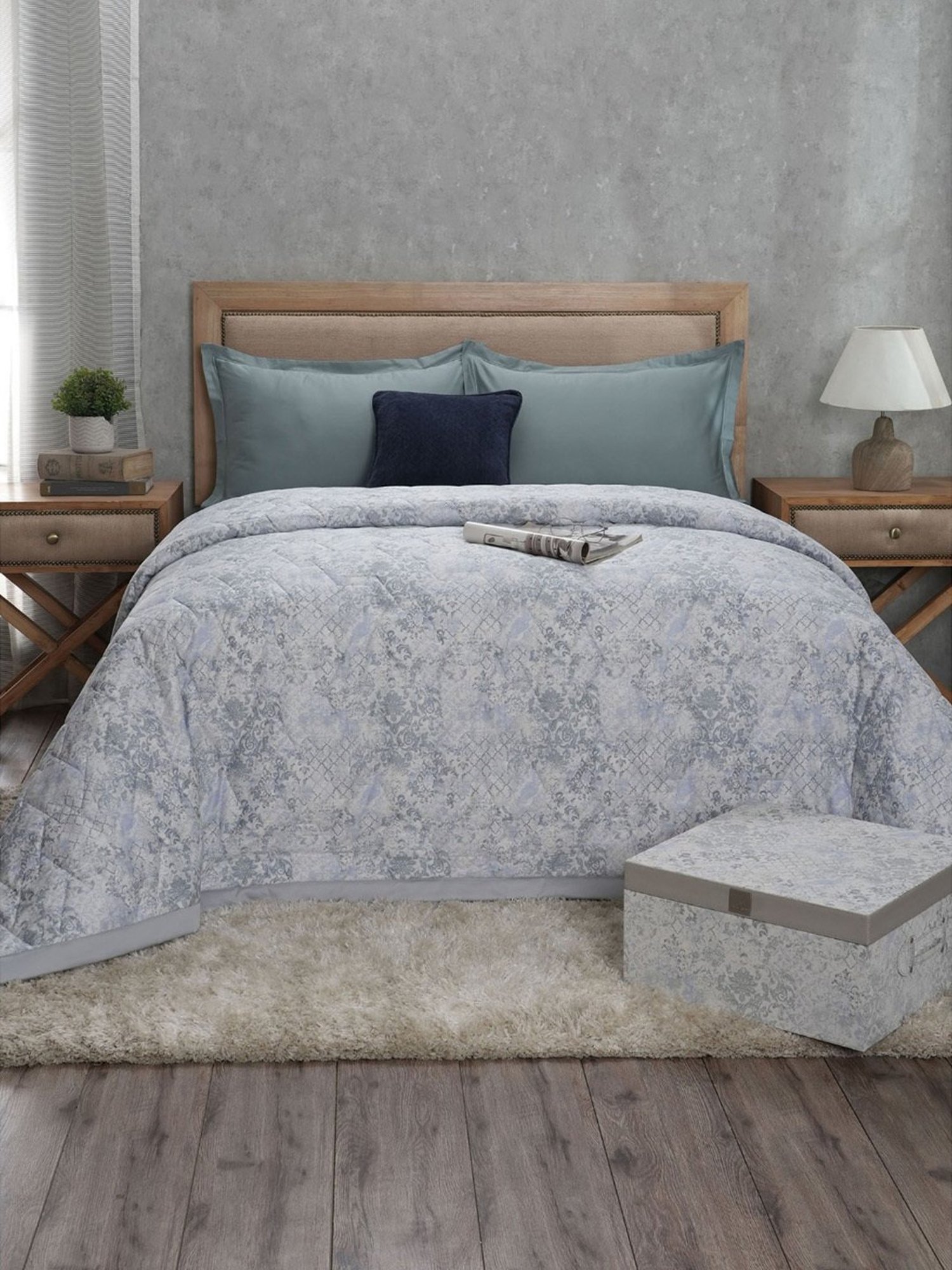 Maspar Vincent Green & Blue Cotton 120 TC Reversible Quilt - Set of 1