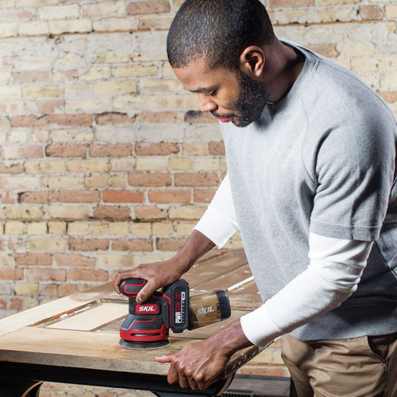 Skil SR660302 PWRCore 20 20V Brushless Lithium-Ion Cordless Random Orbital Sander Kit (2 Ah)