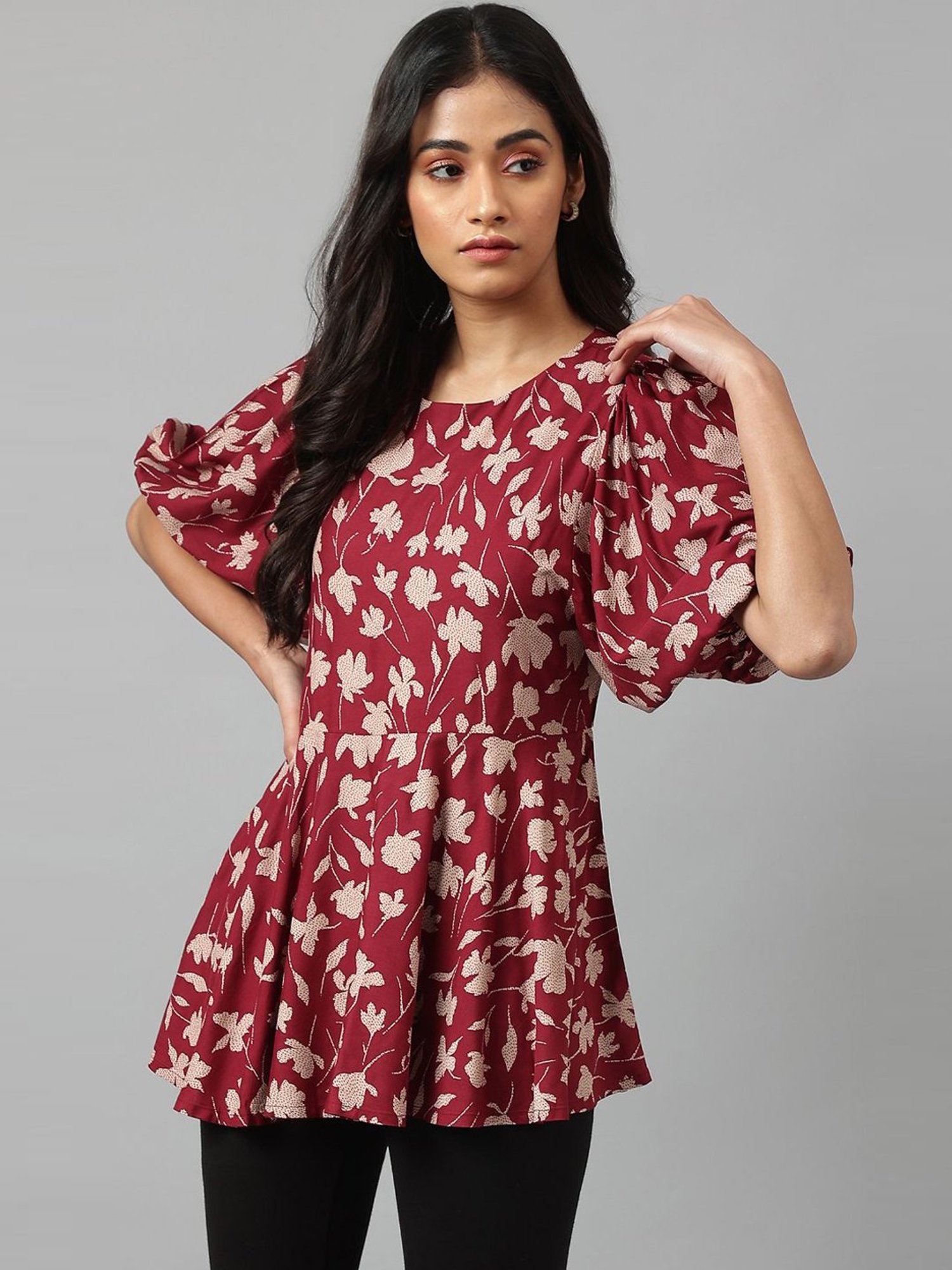 W Red Floral Print Top