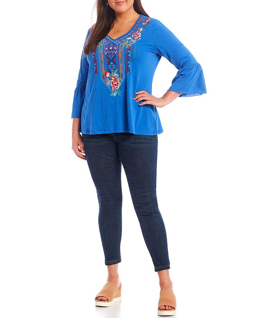Calessa Plus Size Floral Embroidery V-Neck 3/4 Bell Sleeve Tunic