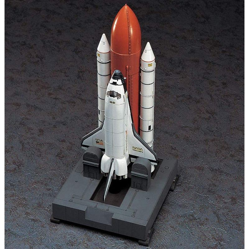 Hasegawa 10729 USA Space Shuttle Orbiter with Boosters 1/200 Scale Model Kit