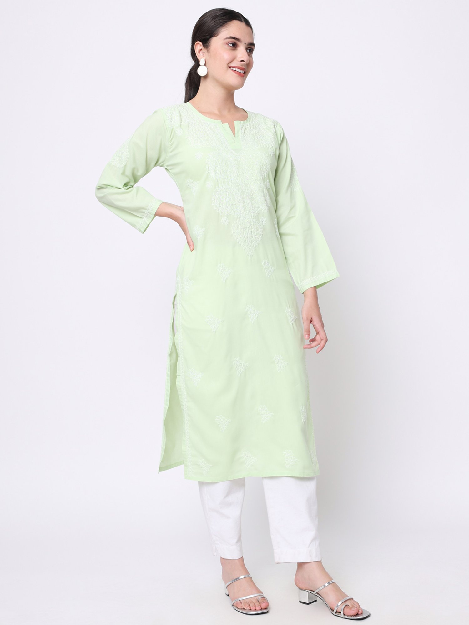 PARAMOUNT CHIKAN Green Cotton Chikankari Straight Kurta