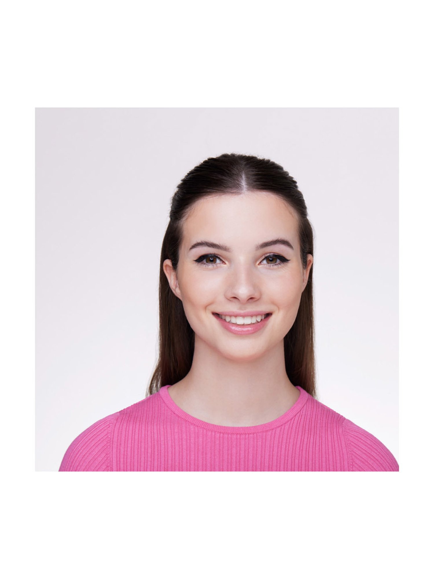 Essence Eyeliner Pen Waterproof 01 Deep Black - 1 ml