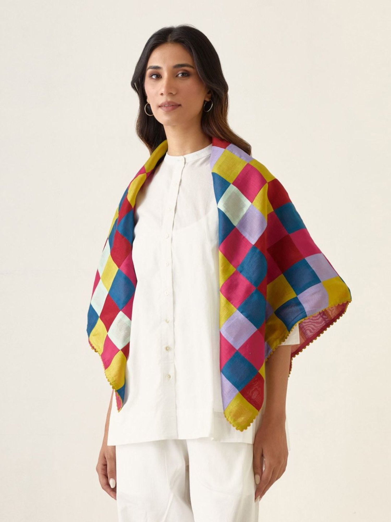 Vinusto White & Multicolored Summer Nostalgia Shirt with Pant and Scarf