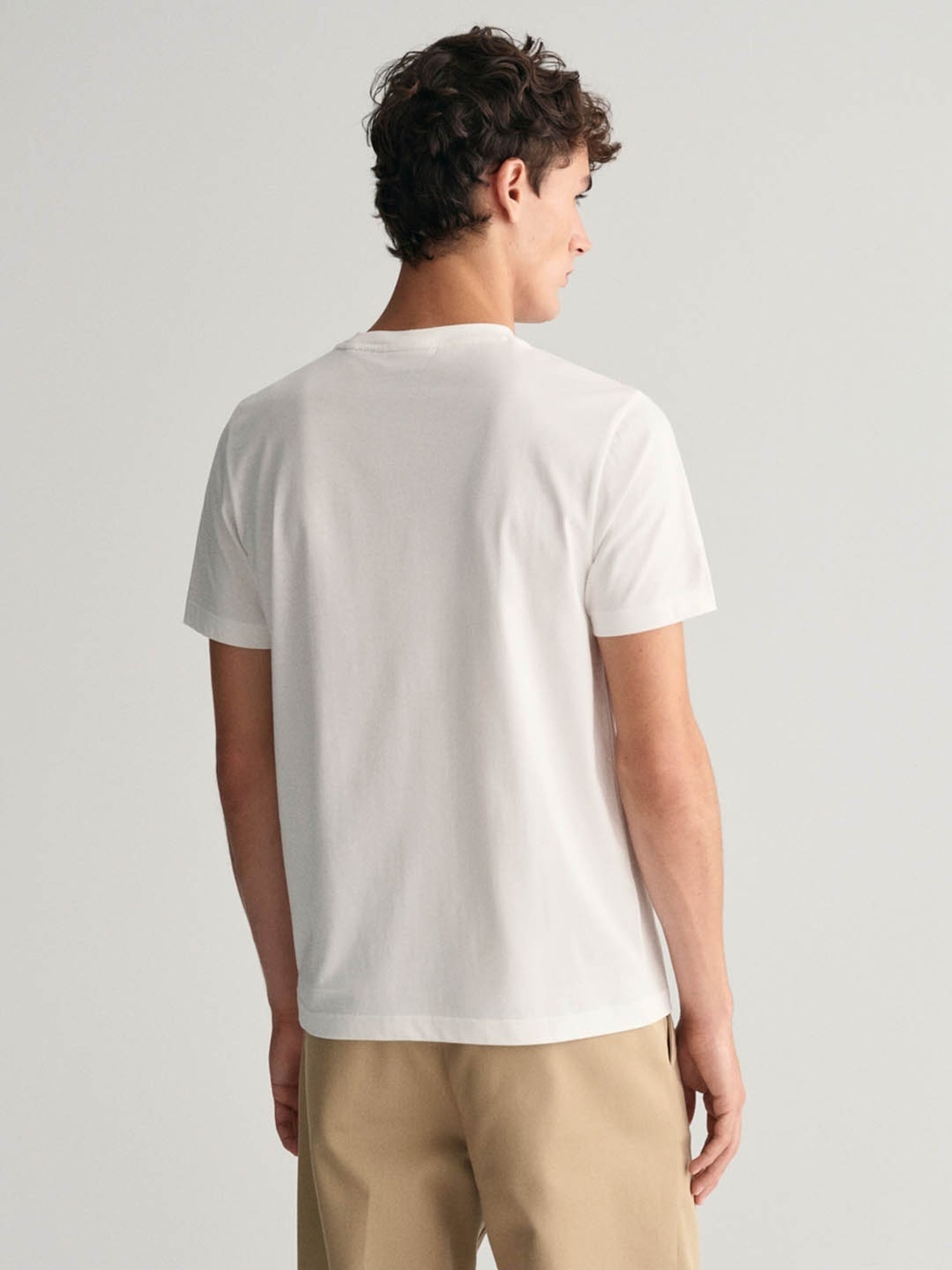 GANT Solid Round Neck Regular Fit T-Shirt