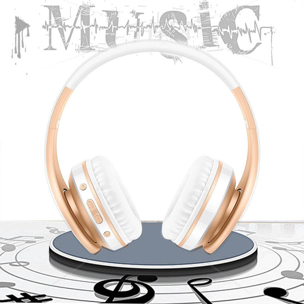 Everyday Wholesale Lots Black Earbuds Bundle Bulk in-Ear Earphones 124 Pack