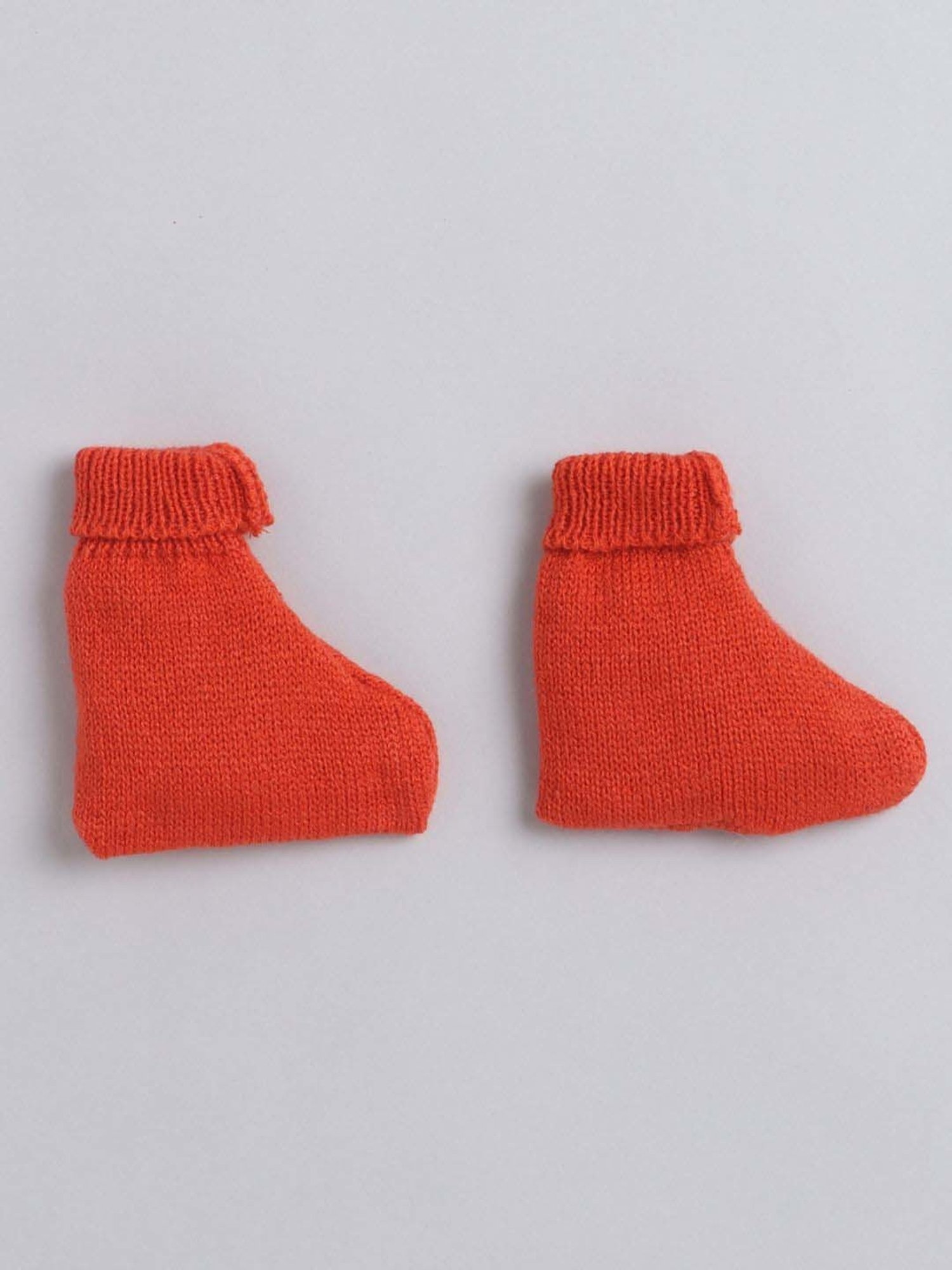 Little Angels Kids Orange Textured Pattern Full Sleeves Sweater Set