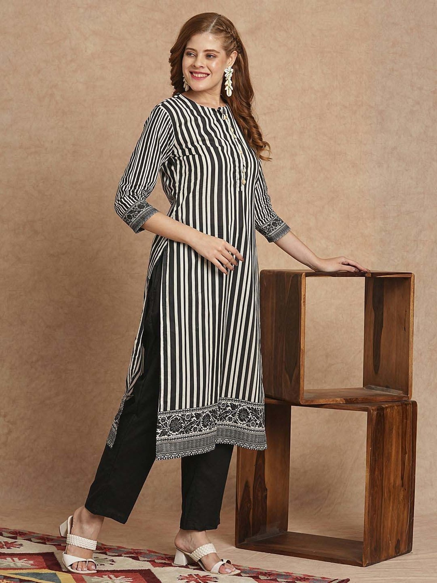 Fashor Black Cotton Striped Kurta & Pant Set