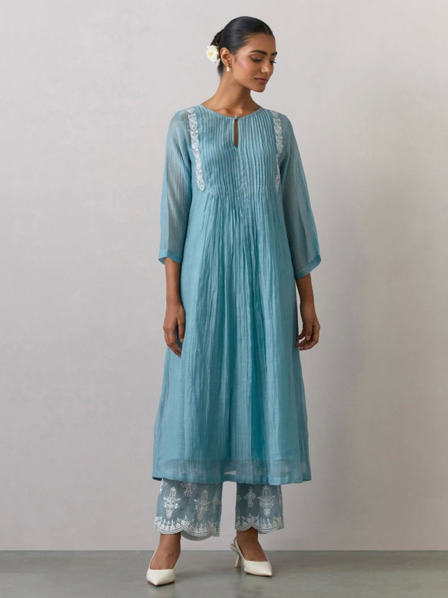 Ikshita Choudhary Blue Noor Chanderi Embroidered Kurta