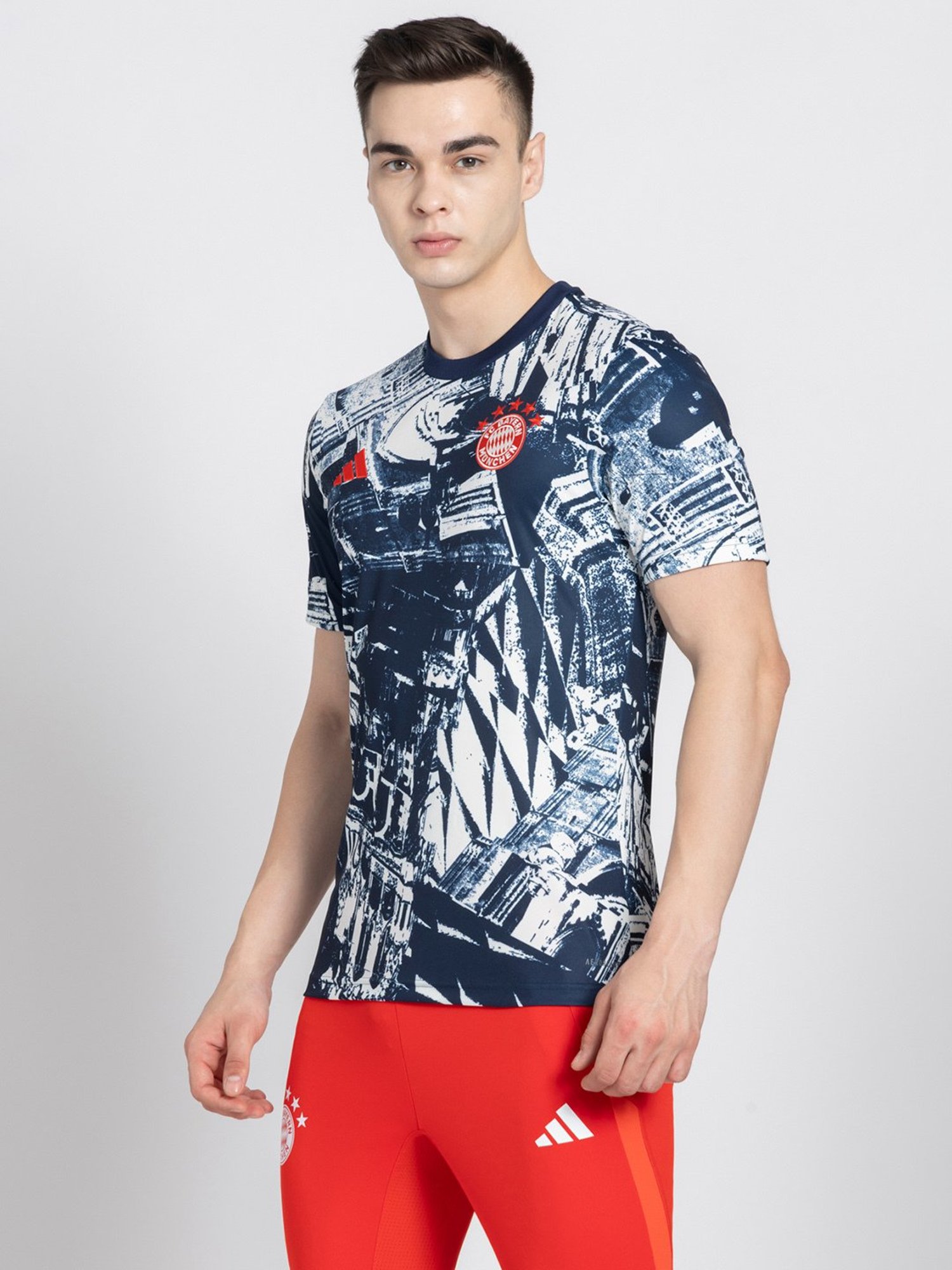 Columbia Black Regular Fit Sports T-Shirt