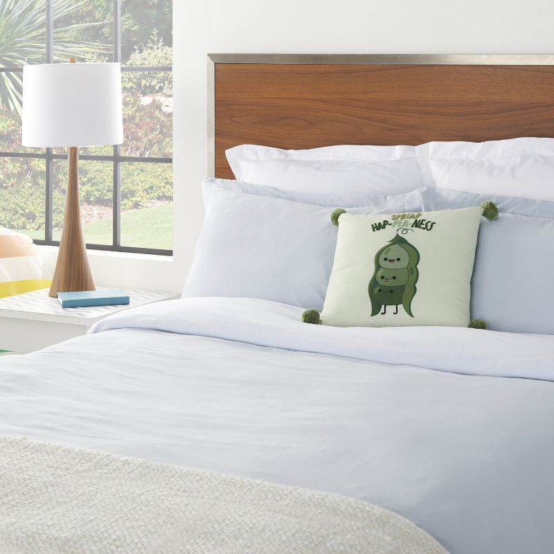 Mina Victory PLUSH CR933 Multicolor 16"X16"