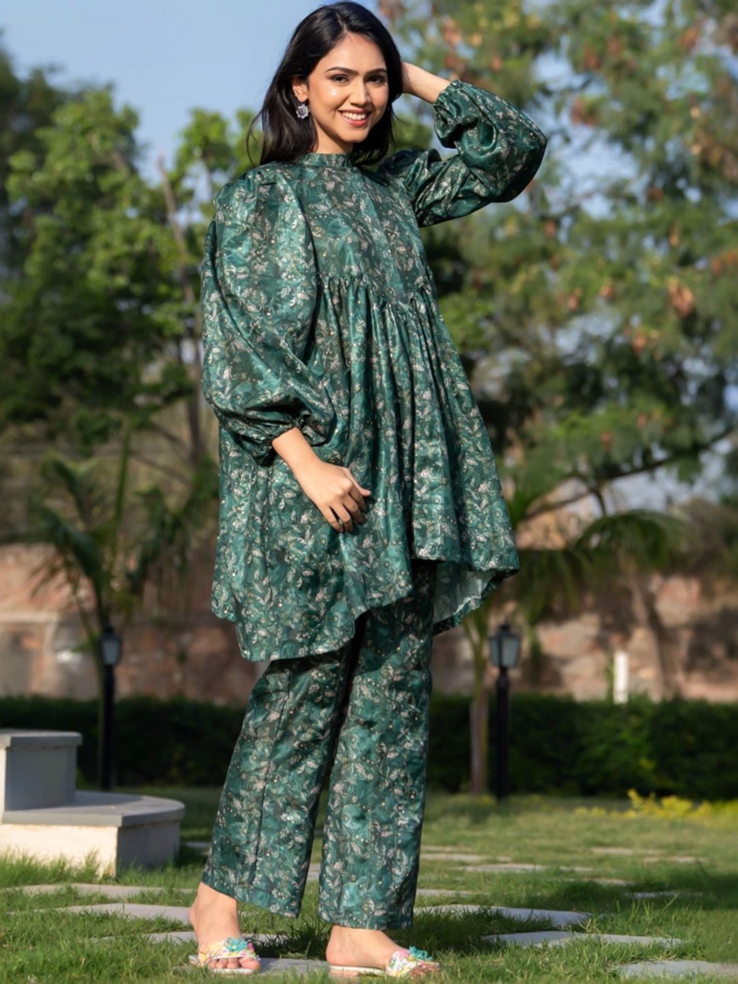 HOUSE OF JAMOTI Green Printed Tunic Palazzo Set